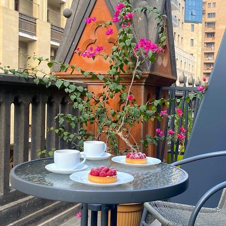 Heart Of Yerevan - City Center Luxury Apartments 외부 사진
