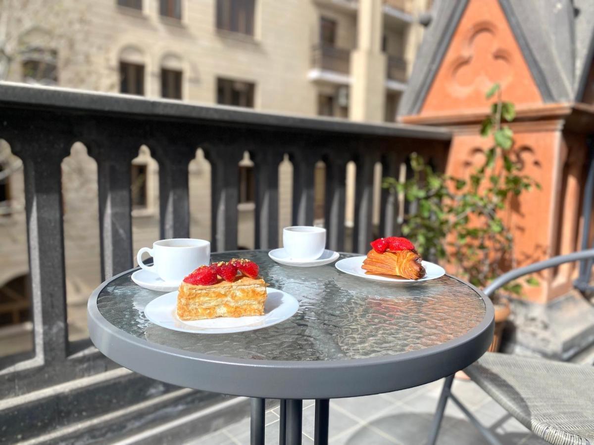 Heart Of Yerevan - City Center Luxury Apartments 외부 사진