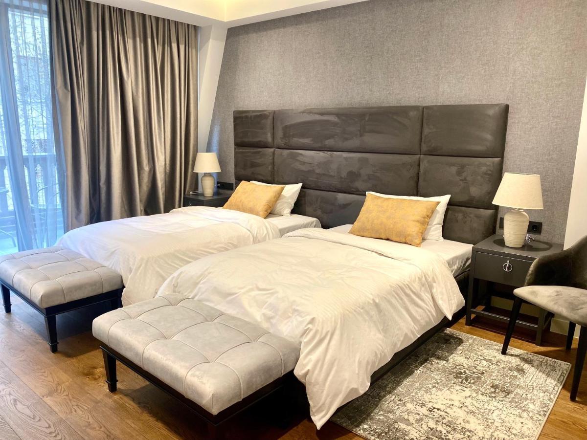 Heart Of Yerevan - City Center Luxury Apartments 외부 사진