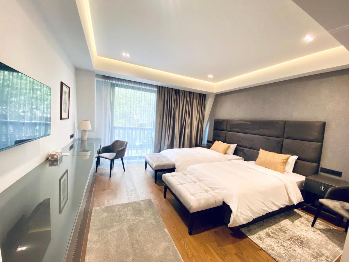 Heart Of Yerevan - City Center Luxury Apartments 외부 사진