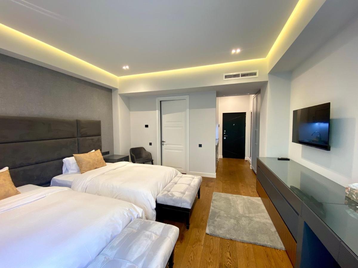 Heart Of Yerevan - City Center Luxury Apartments 외부 사진